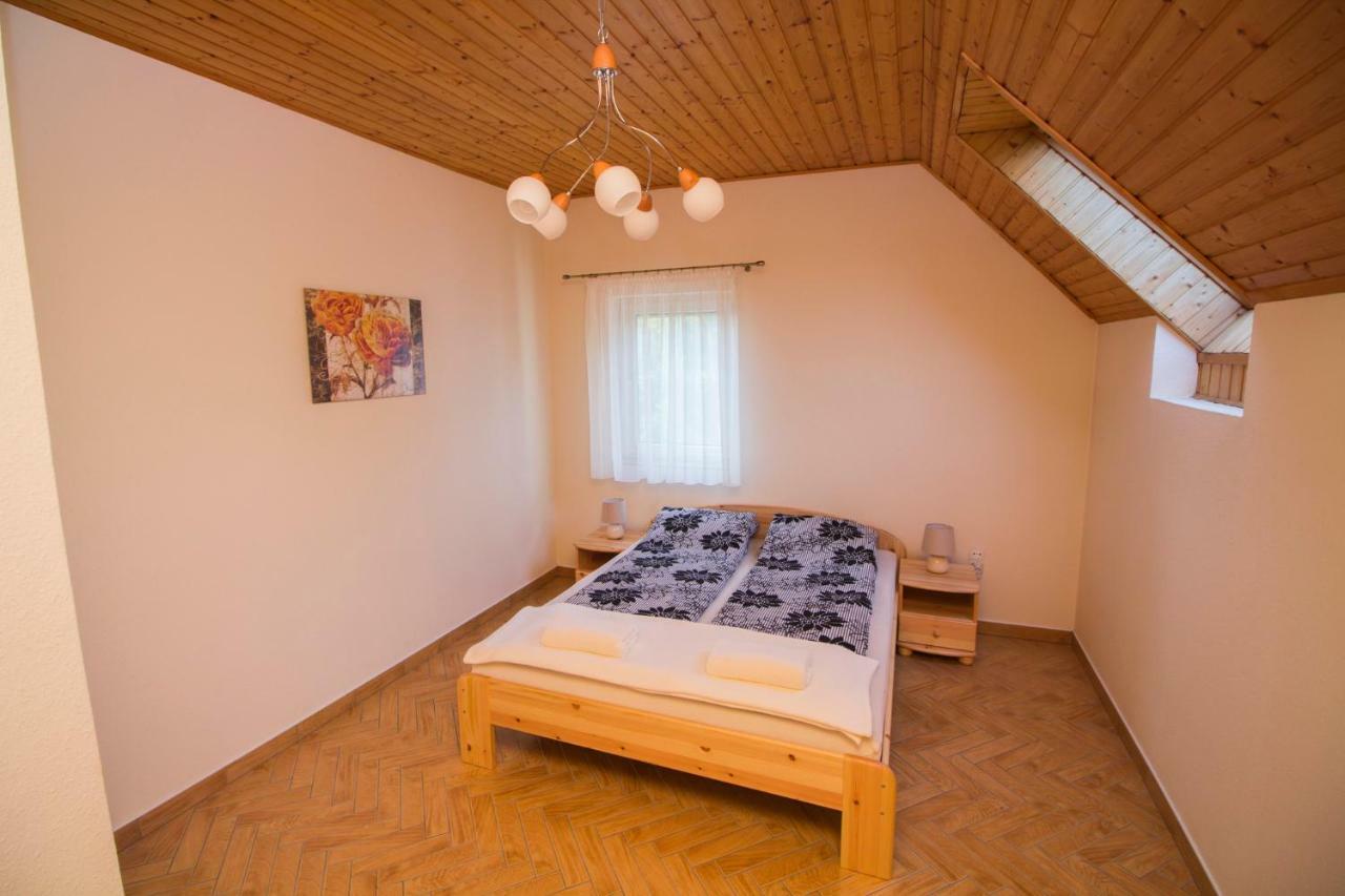 Szepkilatas Vendeghaz Villa Balatonfůzfő Eksteriør bilde
